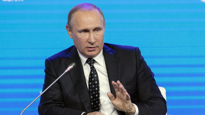 Путин предложил увеличить поставки газа в Калининградскую область