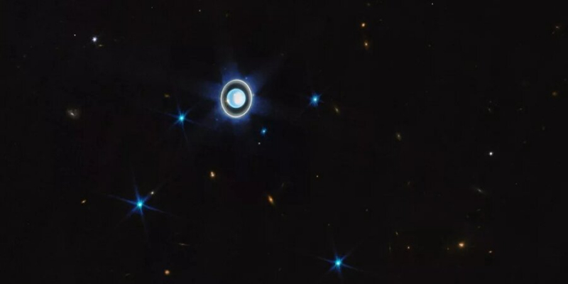 Загадковий гігант. Телескоп імені Джеймса Вебба зробив приголомшливе фото Урану — ця планета ще цікавіша, ніж ми думали